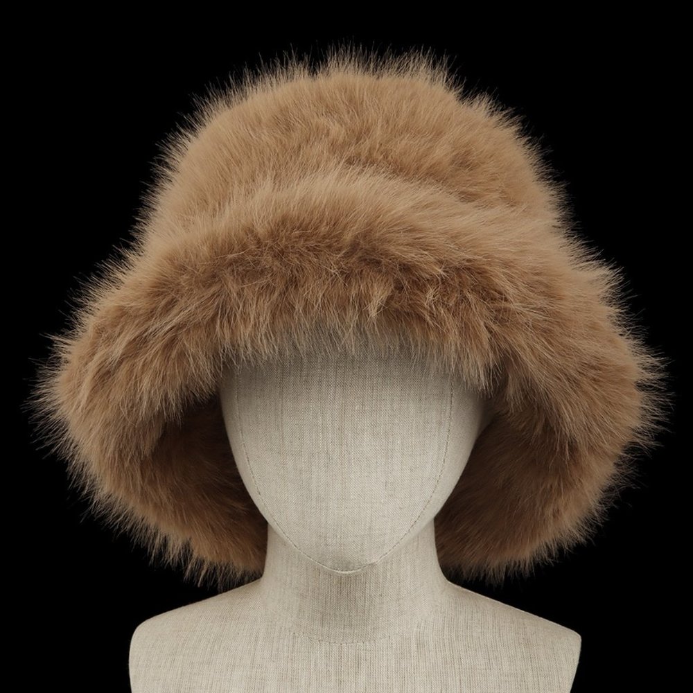 OVERSIZED FLUFFY FAUX FUR BUCKET HAT - Picture 1 of 7